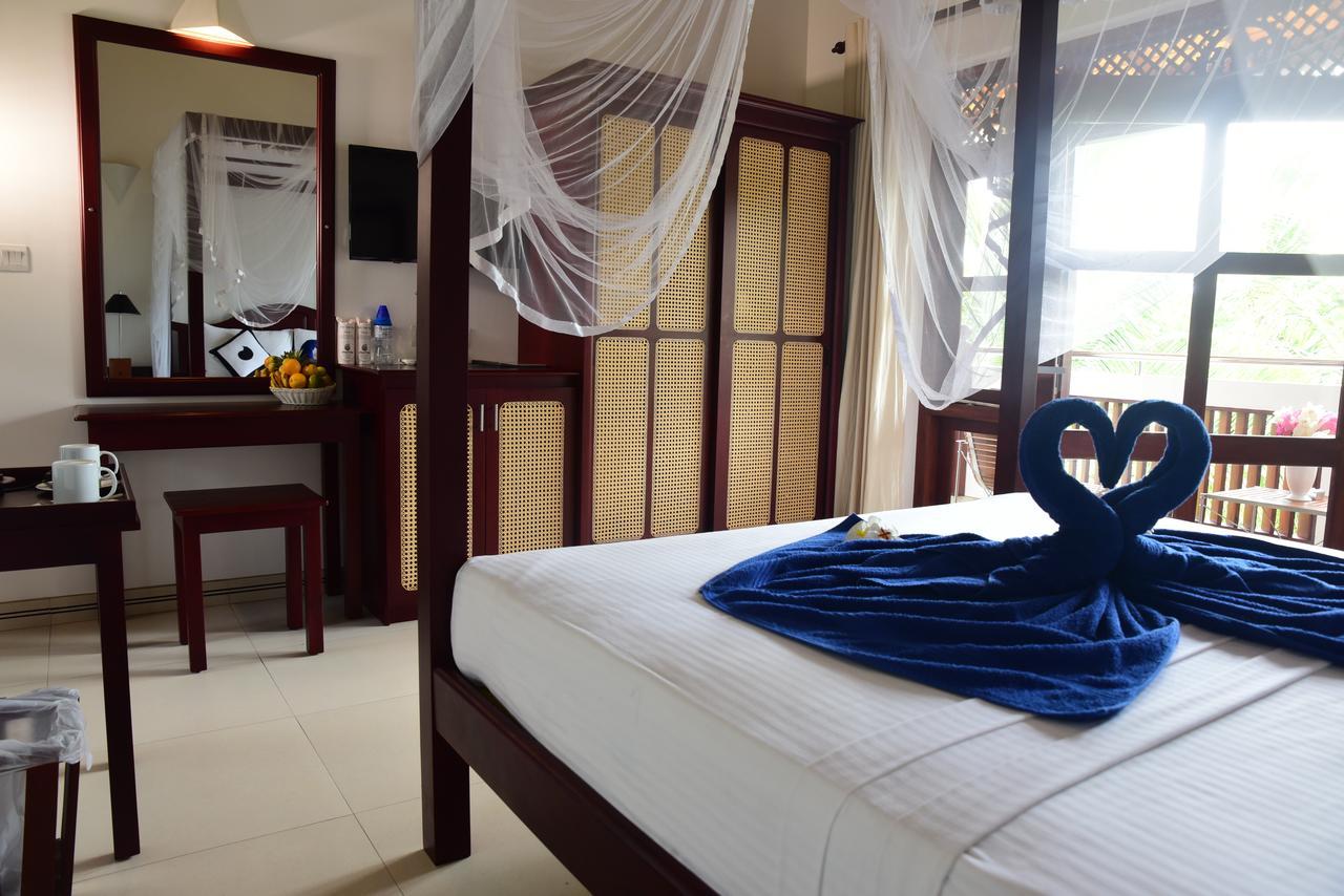 Amal Beach Hotel Бентота Экстерьер фото