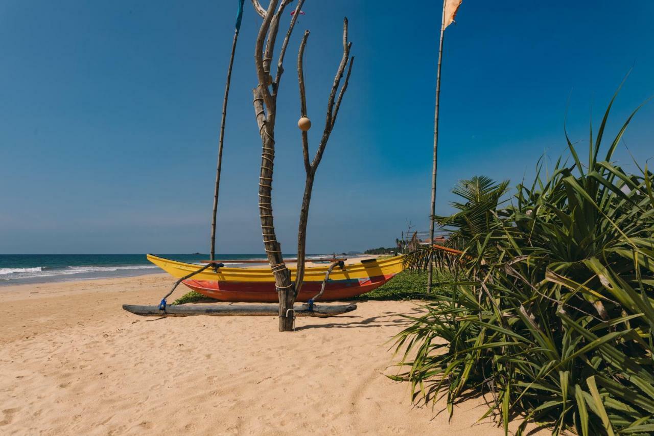 Amal Beach Hotel Бентота Экстерьер фото