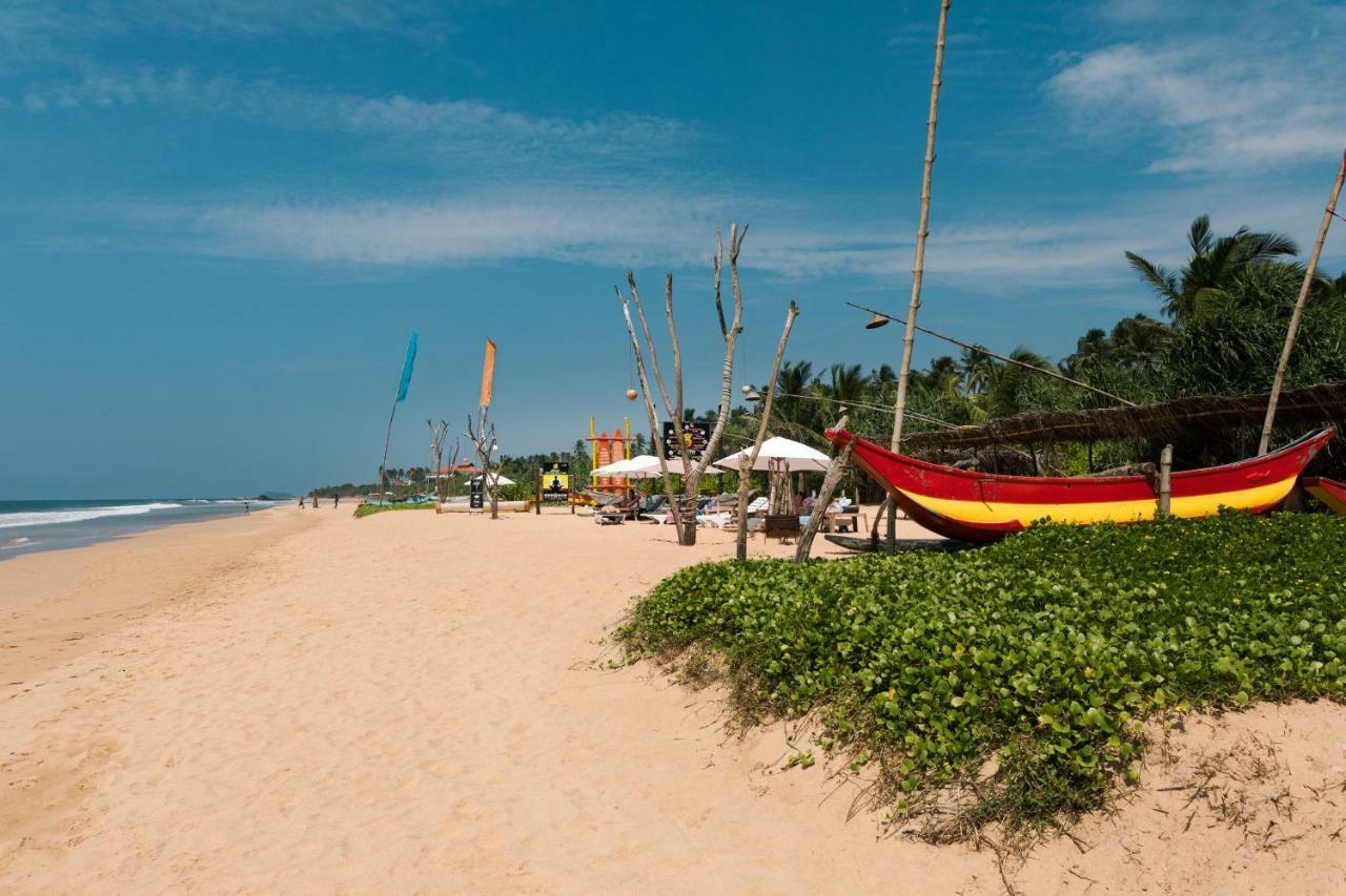 Amal Beach Hotel Бентота Экстерьер фото